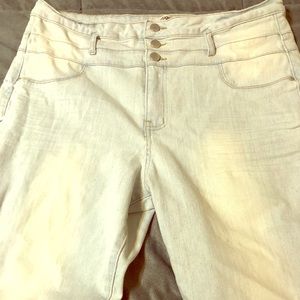 Refuge Jeans